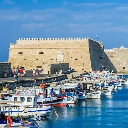 The Big Little One. Stylish & Convenient Apartment Heraklion  Exterior photo